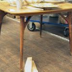 128 2131 DINING TABLE